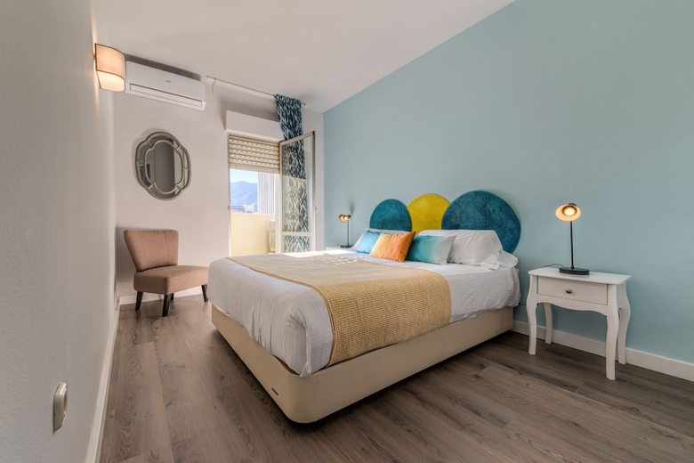 Apartamentos Holidays2benal Beach