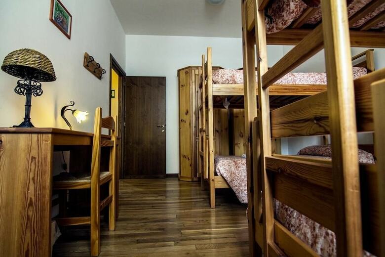 Hostal Chalet Il Camoscio