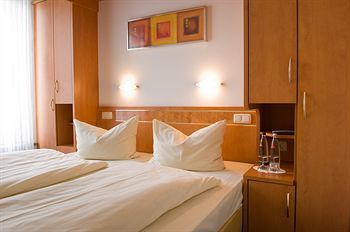 Moselstern Hotel Brixiade &triton