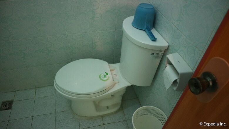 Hotel Dh Transient  House
