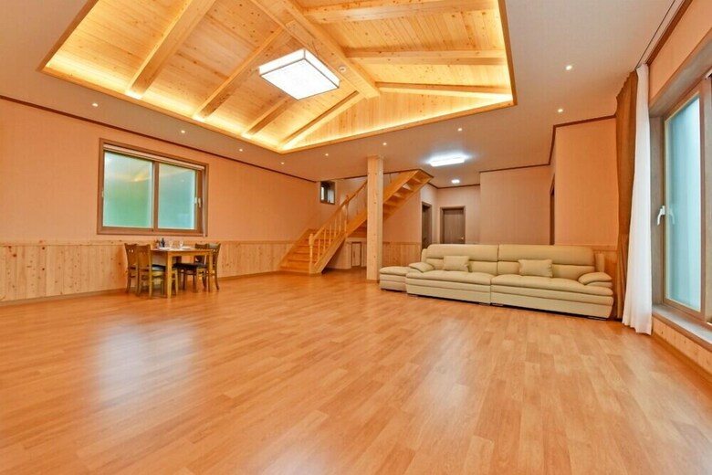 Pension Erefarm Hostel