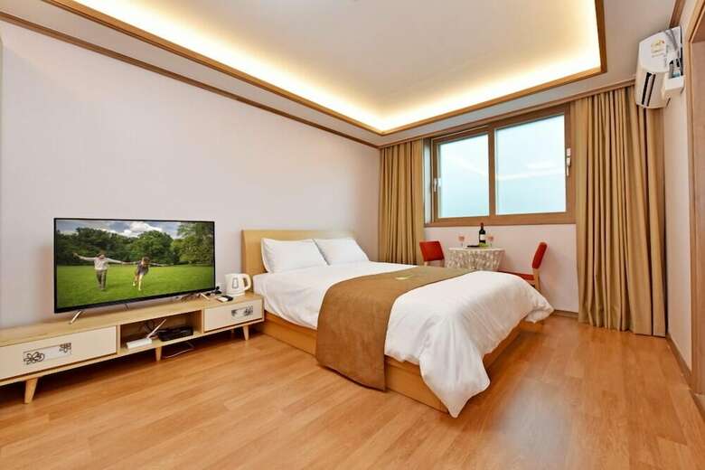 Pension Erefarm Hostel