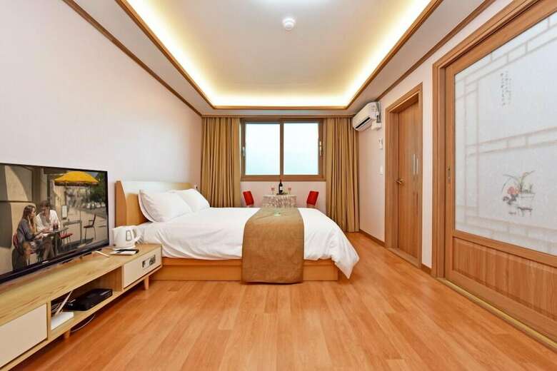 Pension Erefarm Hostel