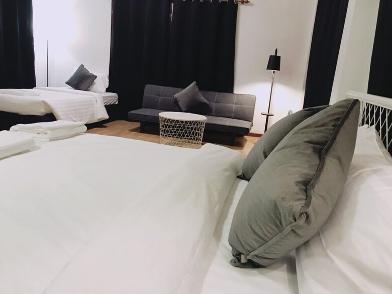 Hotel Siam Square House