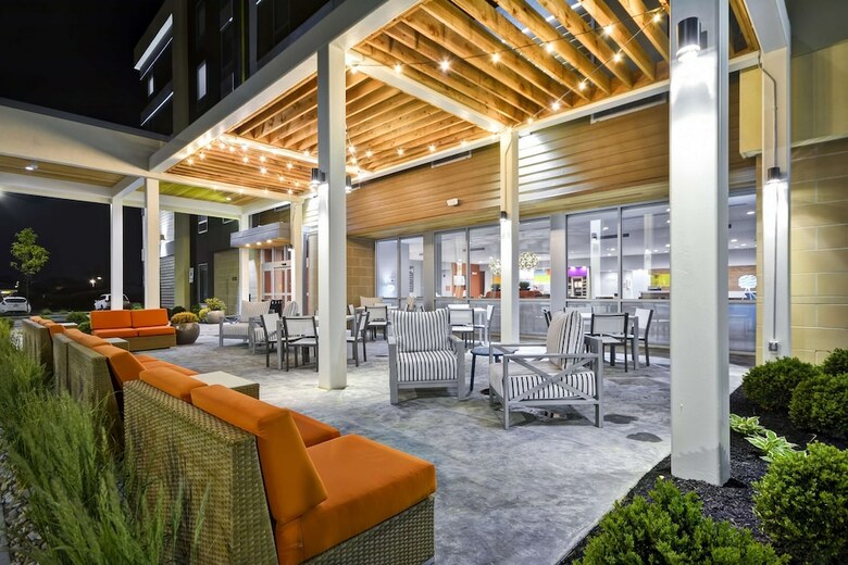 Hotel Home2 Suites By Hilton Blue Ash Cincinnati