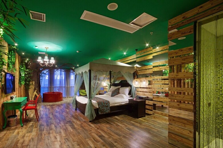 Suzhou Huazhiyu Lover Theme Hotel
