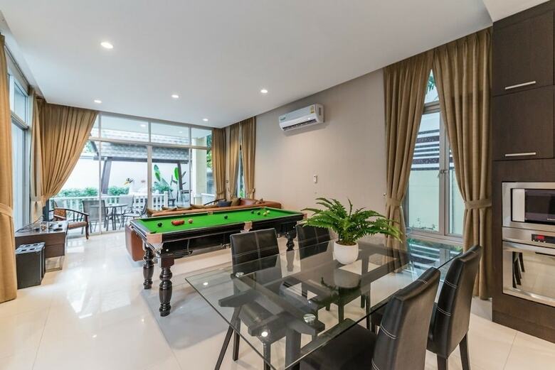 Anb Pool Villa In Pattaya