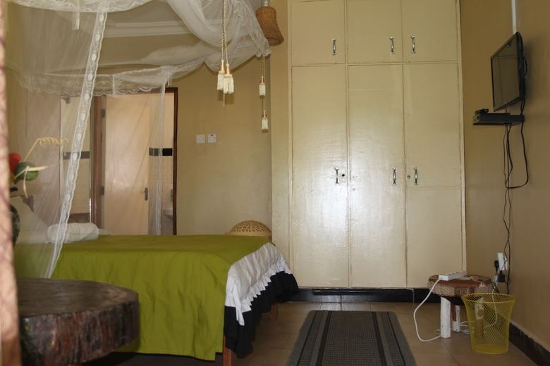 Bed & Breakfast Serene Guest House