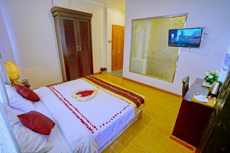 Hotel Boss