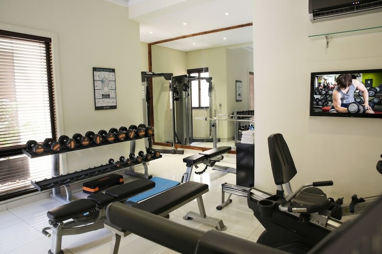 Hotel Avari Xpress Boutique Residence