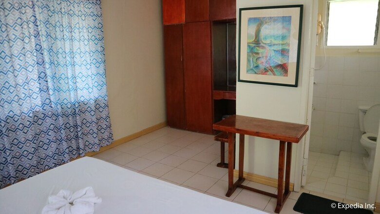 Hotel Caves Dive Resort