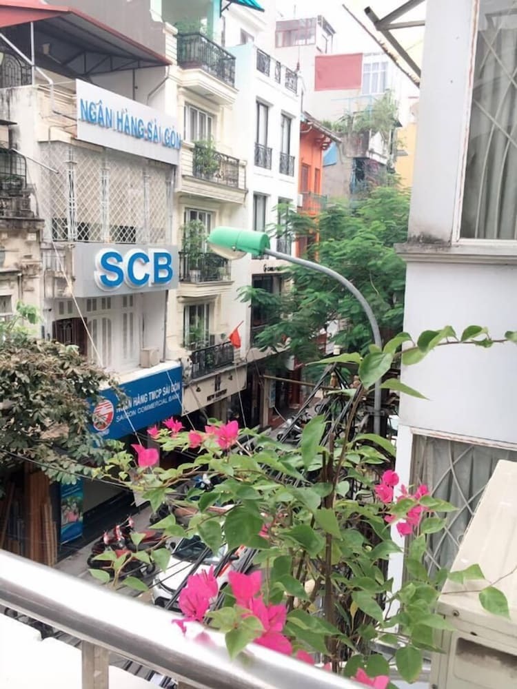 Hotel Hanoi Old Quarter House