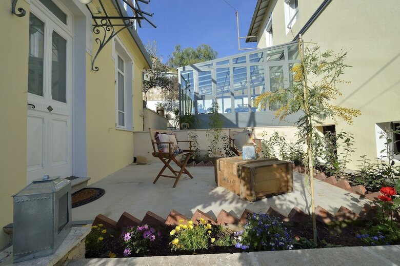 Bed & Breakfast Villa Du Roc Fleuri