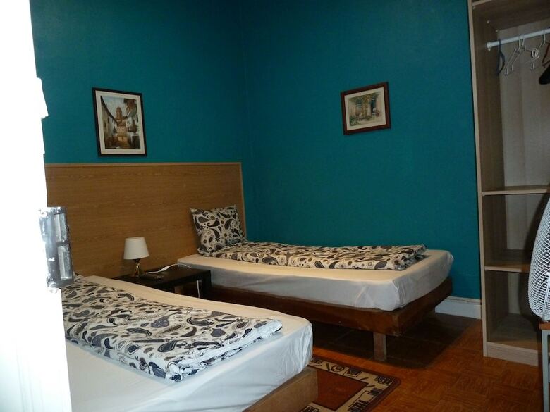 Hotel Midtown Guest House