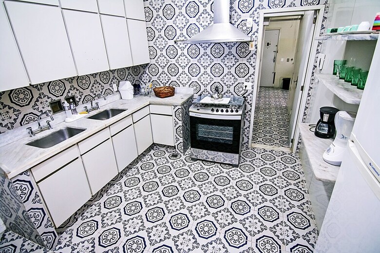 Rio Spot Apartment Q006