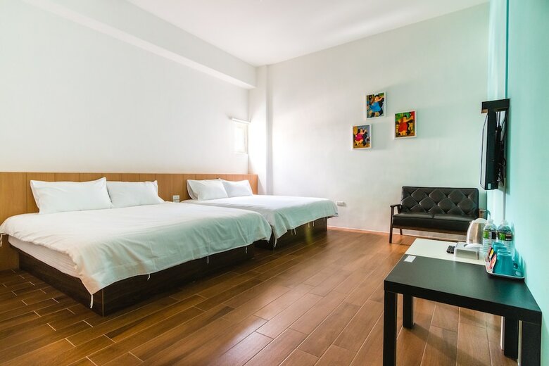 Hotel Flower Time Homestay
