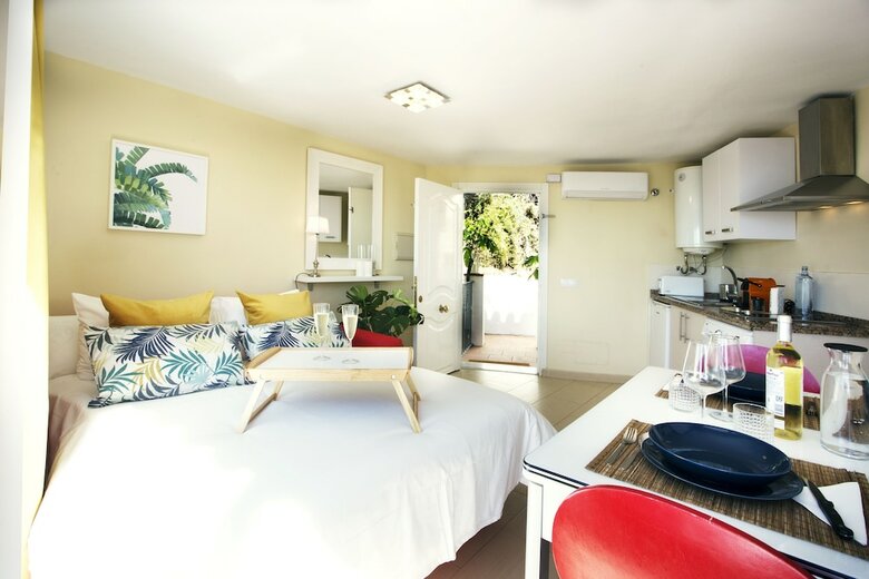 Apartamentos Pedregalejo Views & Relax