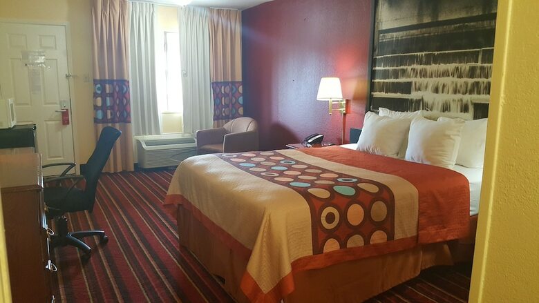 Motel Super 8 By Wyndham Temple