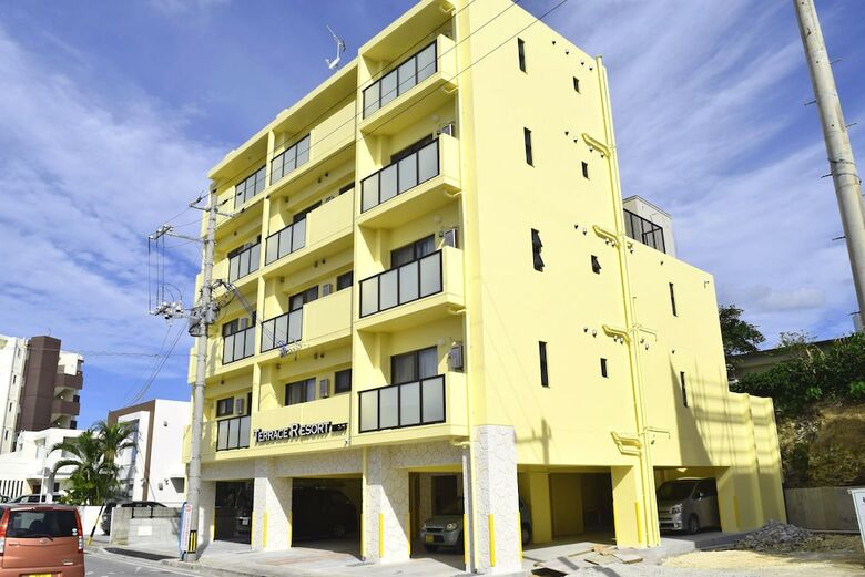 Apartamentos Terrace Resort Chatan West