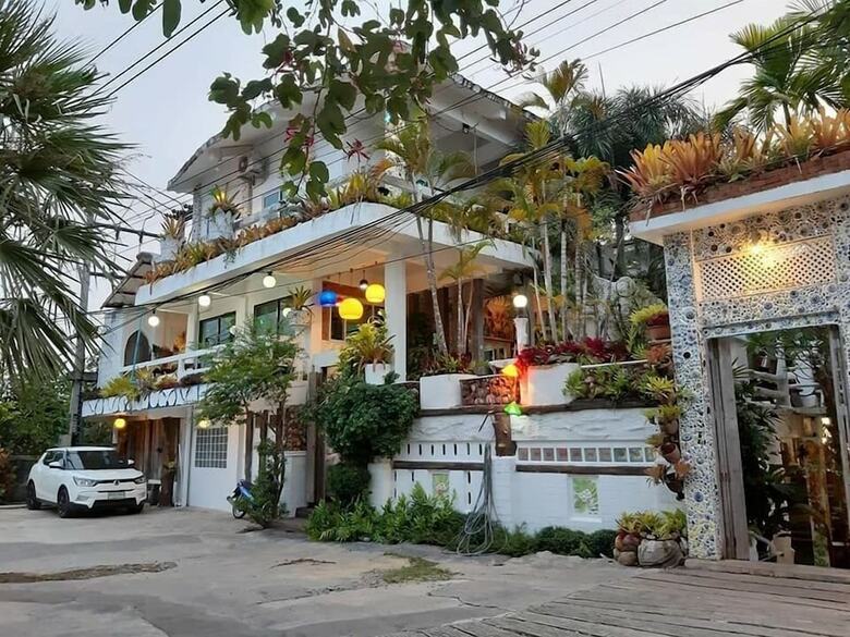 Hotel Ban Thor Phan