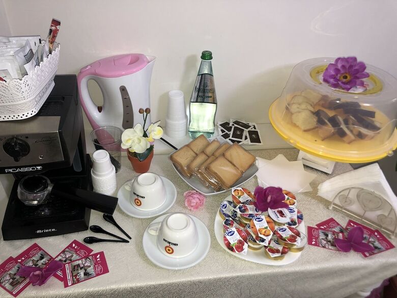 Vol� Club Bed & Breakfast