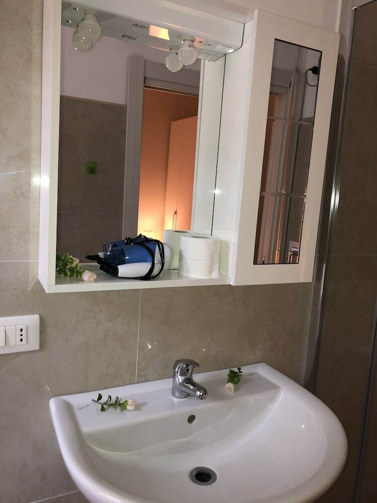 Vol� Club Bed & Breakfast