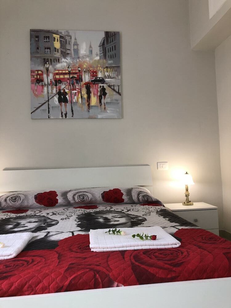 Vol� Club Bed & Breakfast
