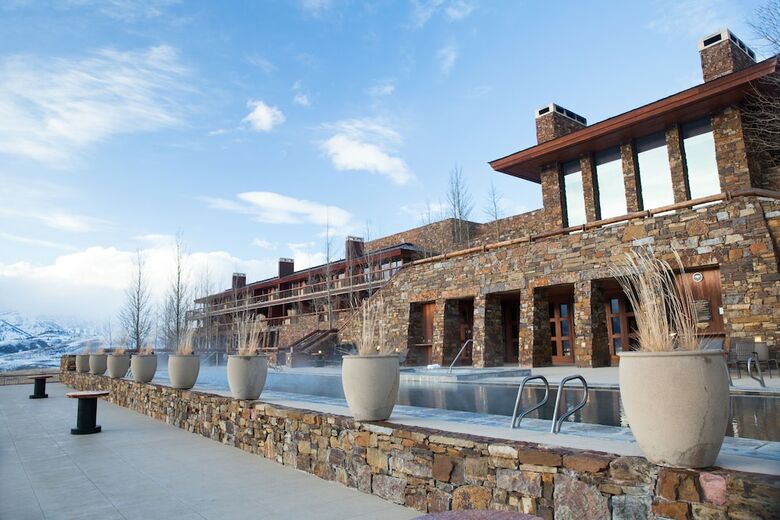 Hotel Amangani