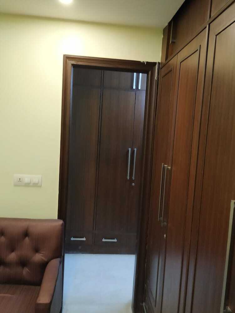 Hotel Sumedha Premium