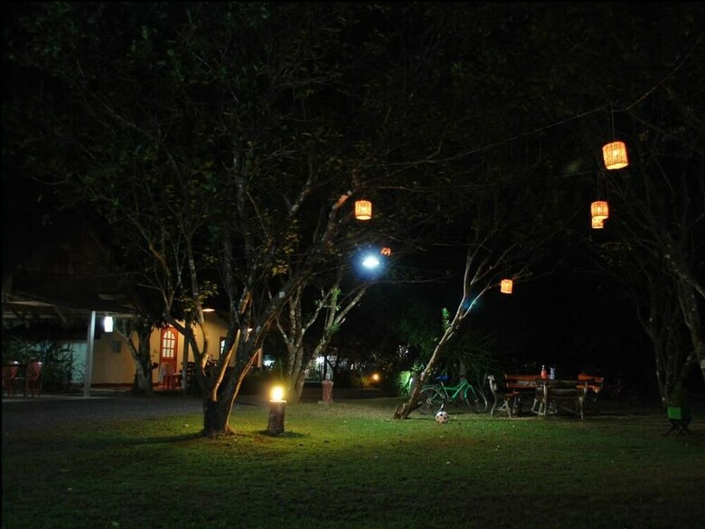 Hotel Baansuan Saisamorn Resort