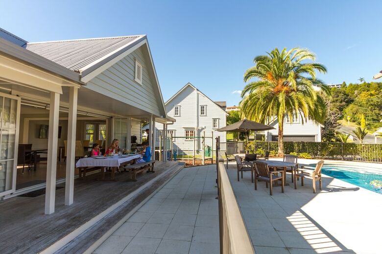 Apartamentos Russell Cottages