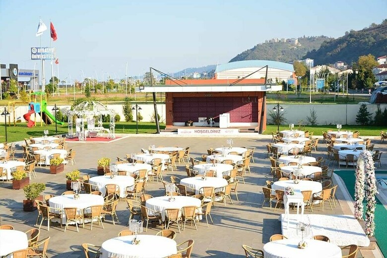 Hotel Sandal Otel