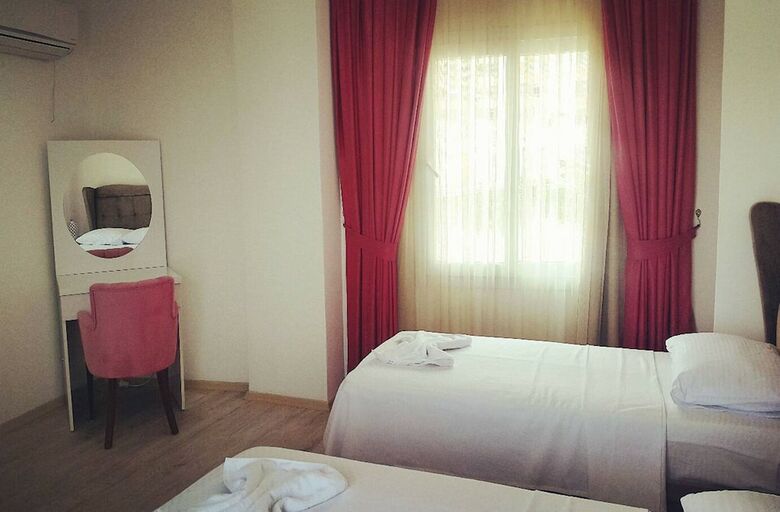 Bed & Breakfast Tepe Beach Hotel