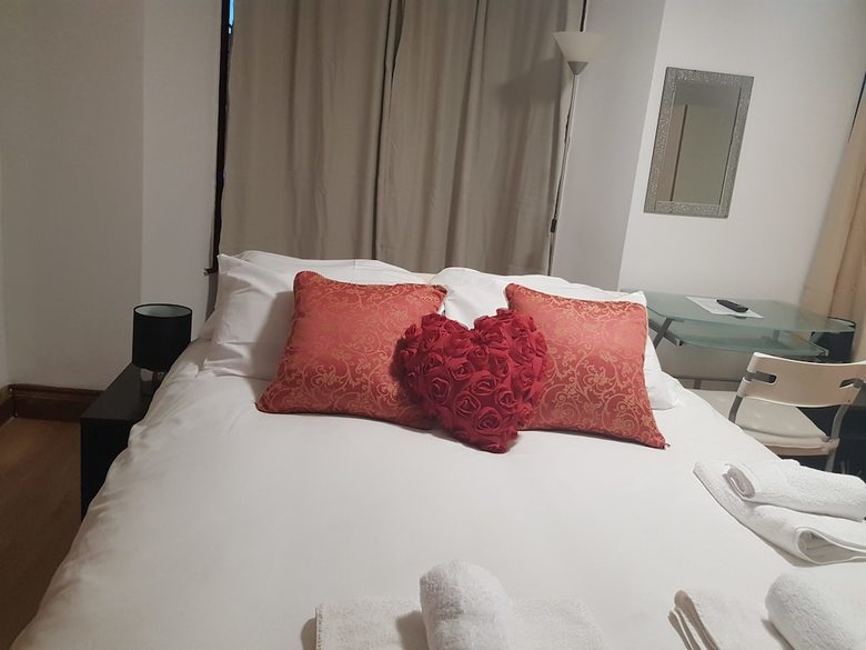 Hotel Forest In City Lodge