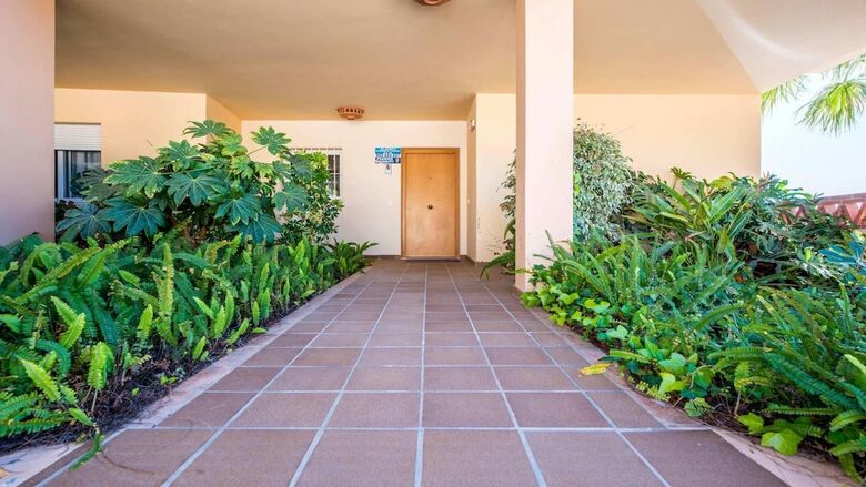 Malibu Apartments