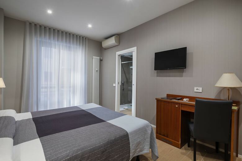 Hotel Excelsior