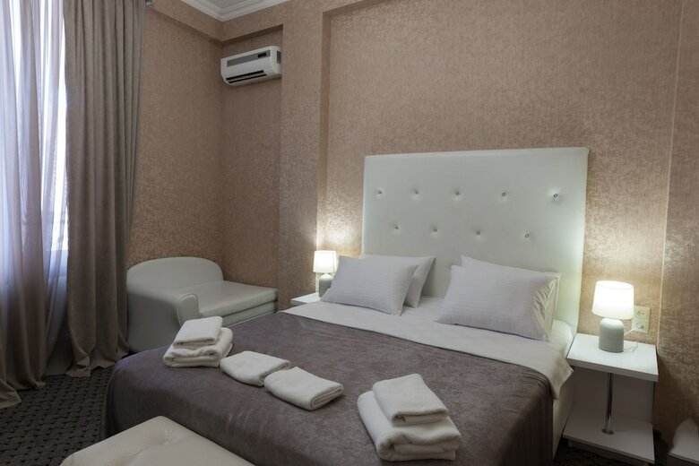 Hotel Piazza
