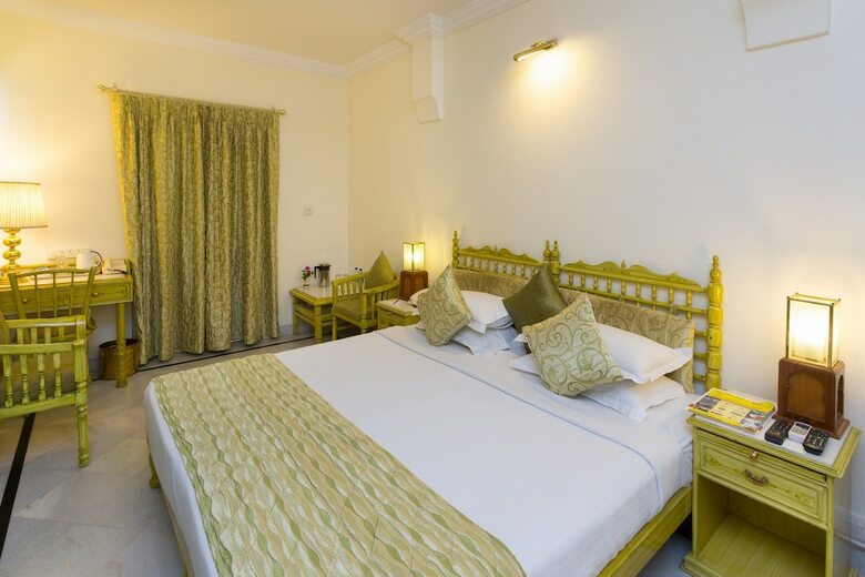 Garden Hotel