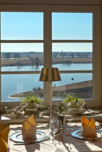 Ringhotel Schloss Tangerm�nde