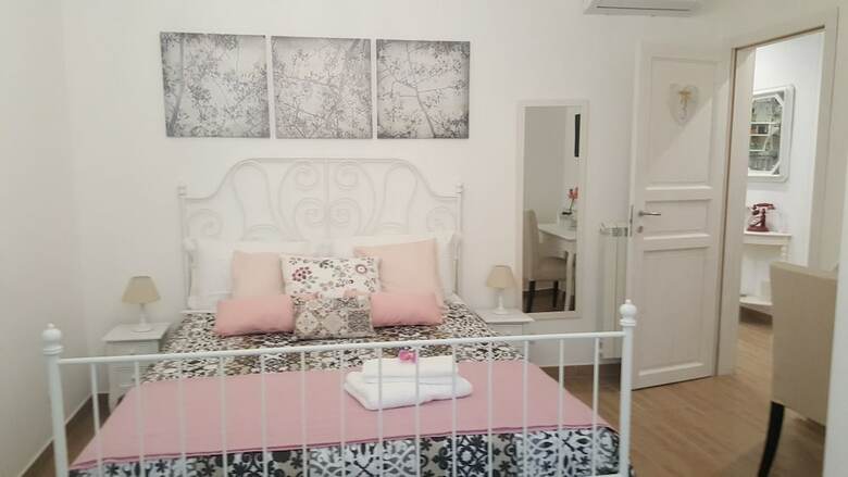 Dafni - Shabby Chic Guesthouse