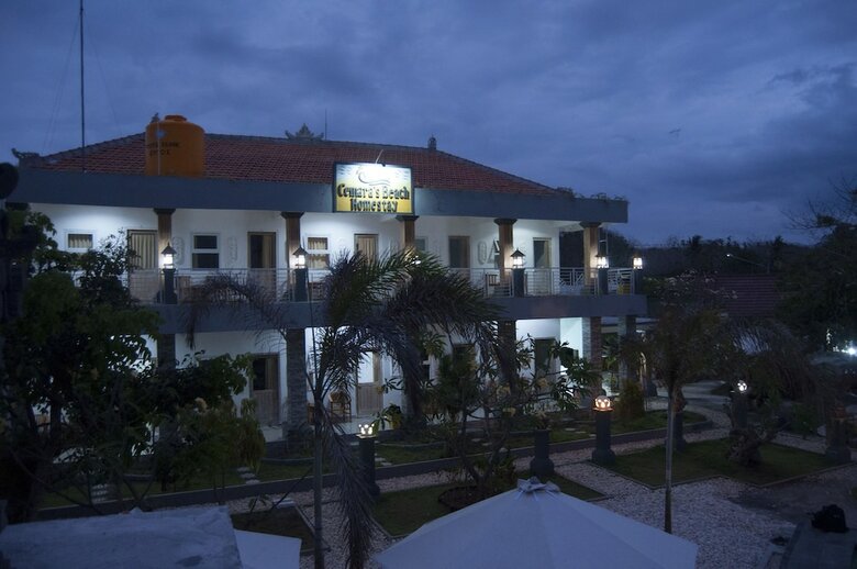 Hotel Cemara's Beach Homestay