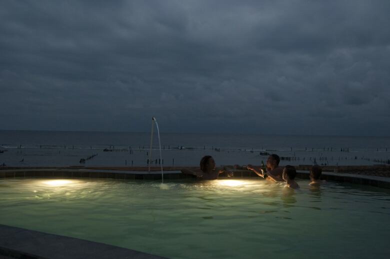 Hotel Cemara's Beach Homestay