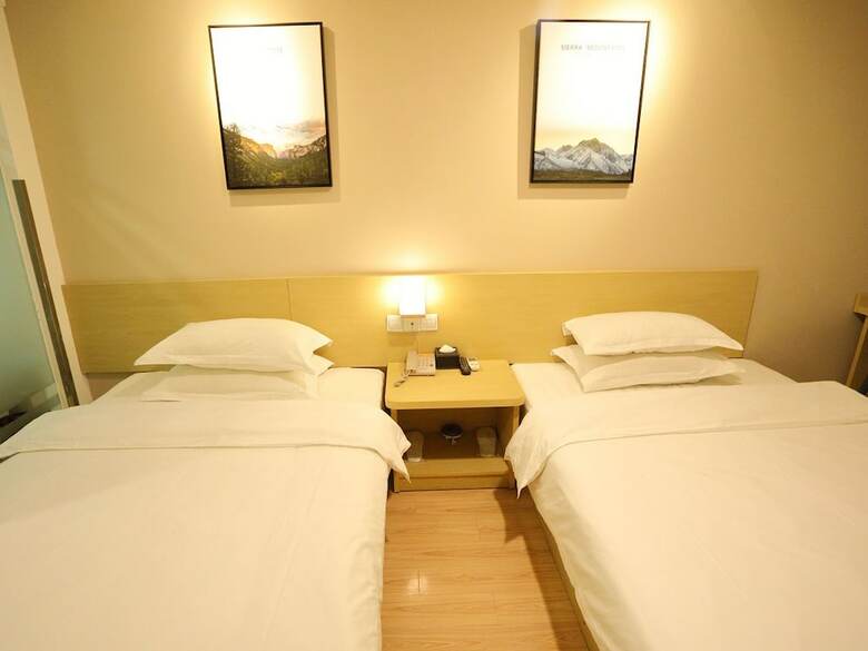 Changshu Weijing Hotel