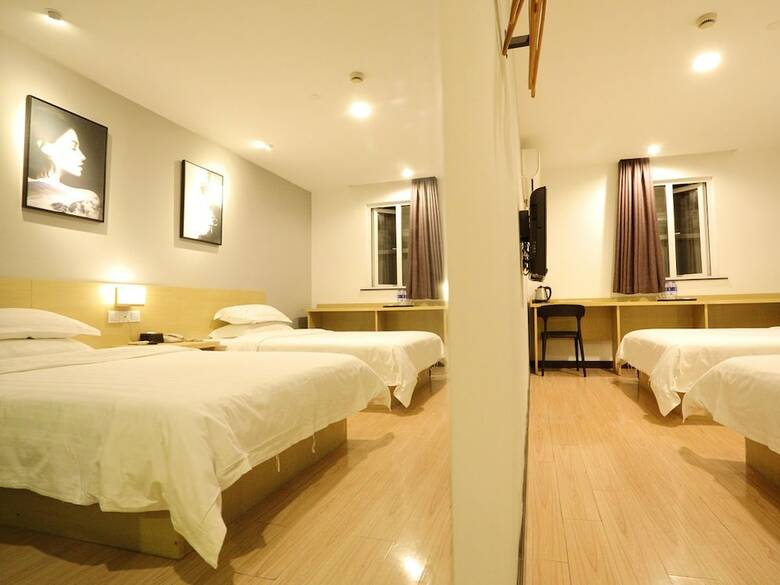 Changshu Weijing Hotel