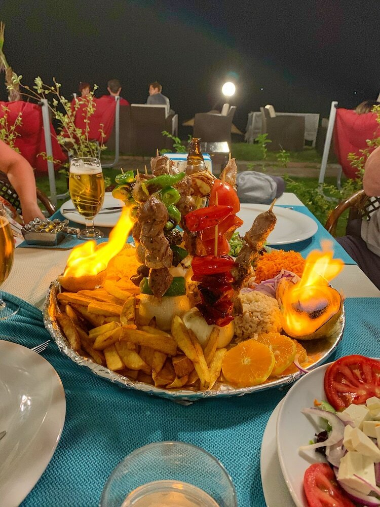 Y�cel Hotel