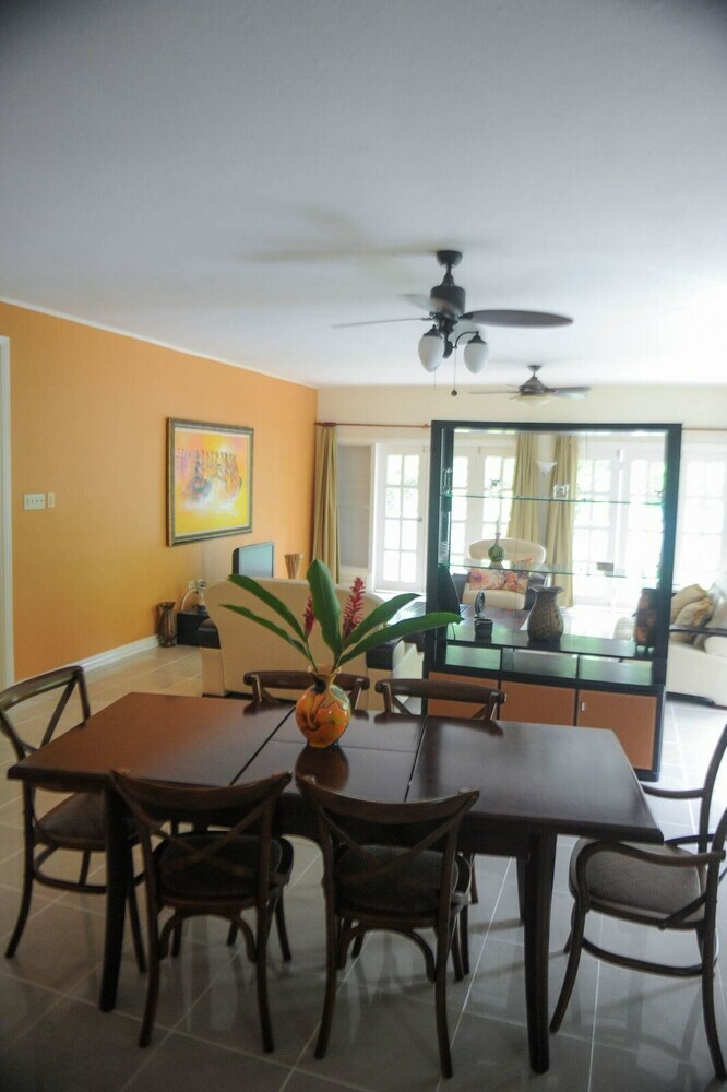 Apartamentos Tranquility Cove