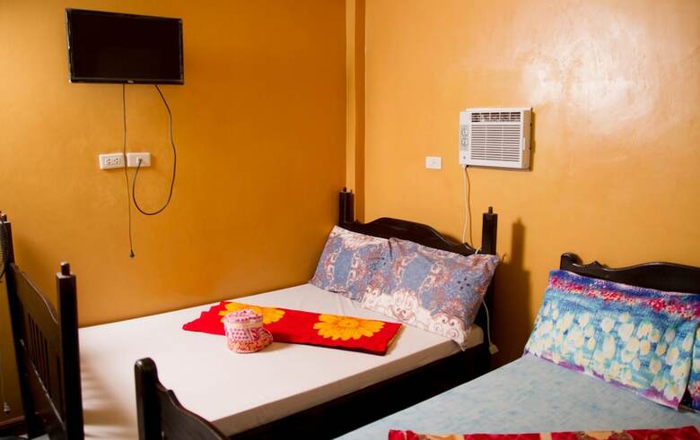 Hotel Megi Beach House