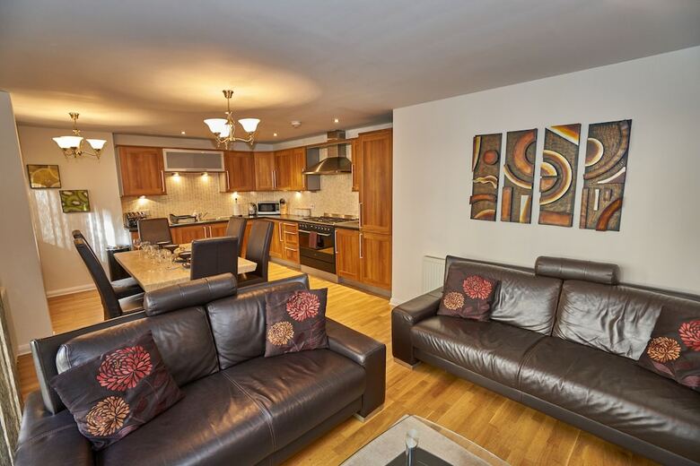 Edinburgh Pearl Apartments Lochrin Place
