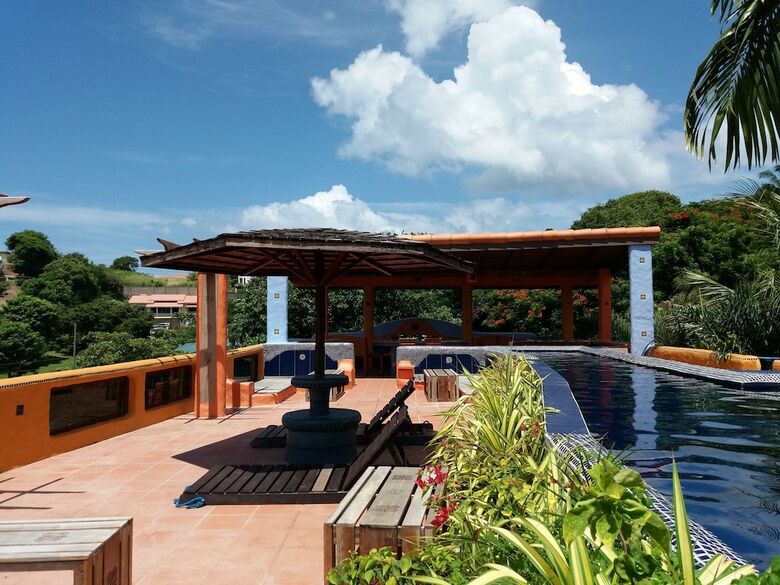Reef View Pavilion Villas And Condos