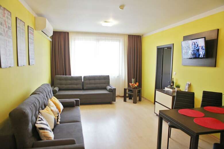 Apartment Gino Besenova